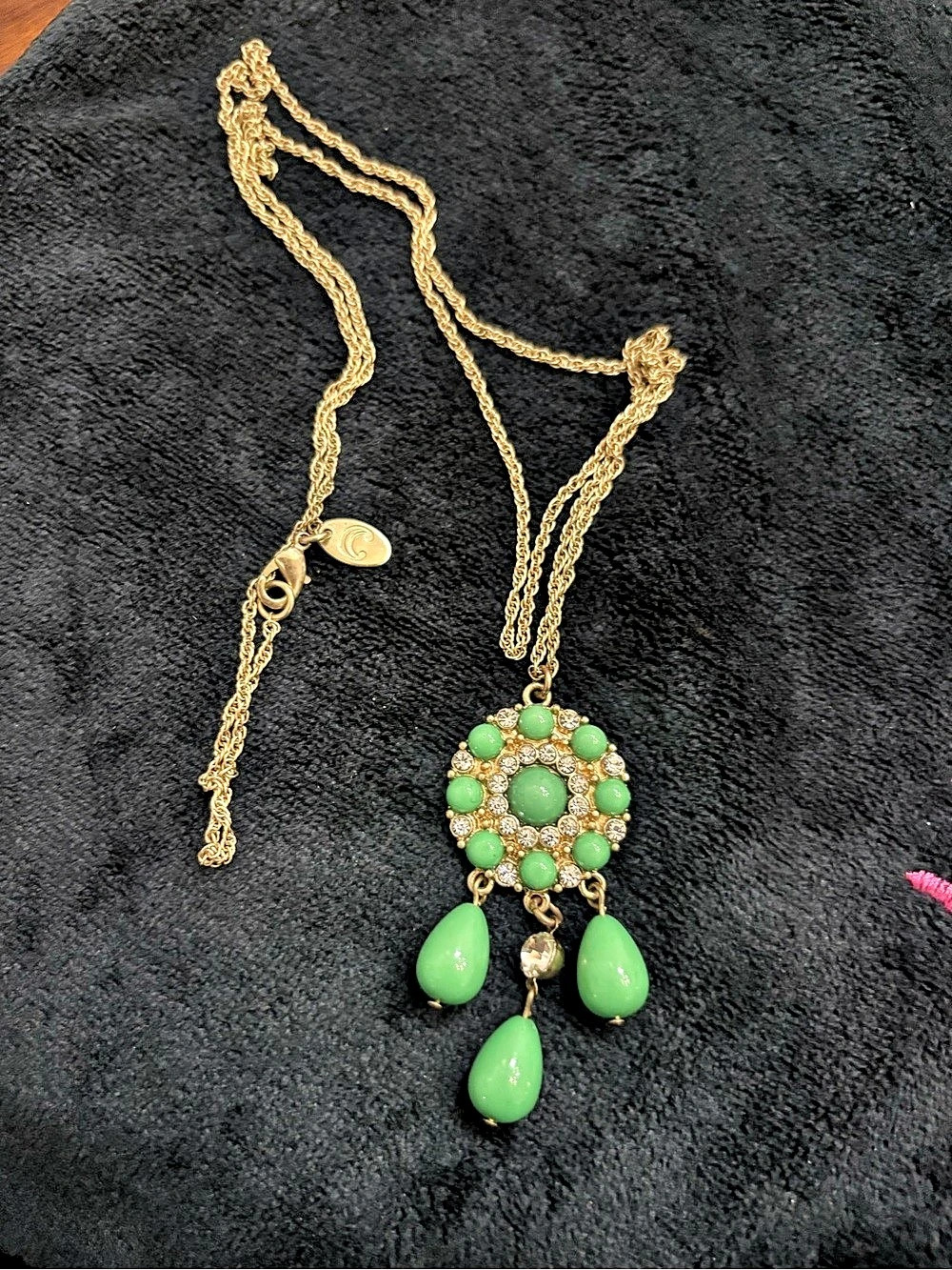 Chico's Green & Gold Pendant Necklace